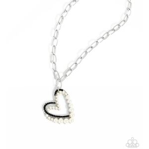 Introducing Me - Black, Necklace Wirh Earrings